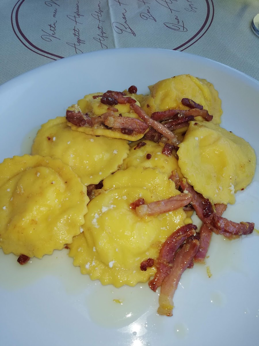 Ristorante Pizzeria Valerio Di Loreto-10